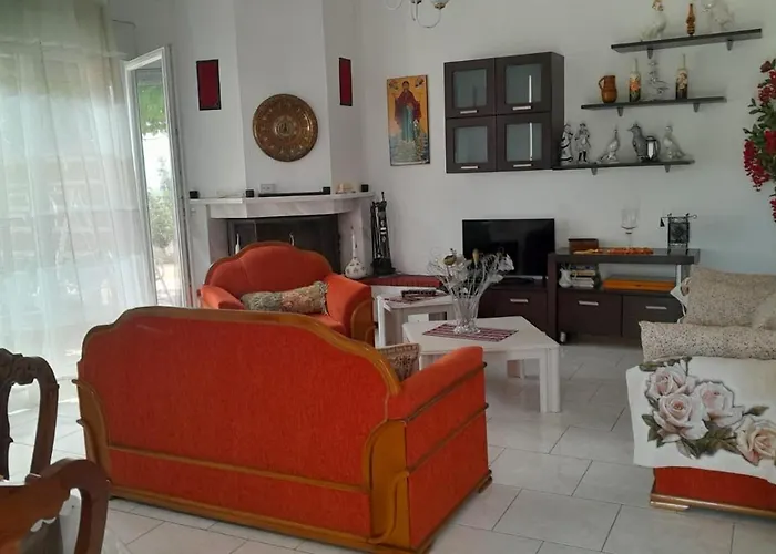 Georgia's Summer House * Karianí